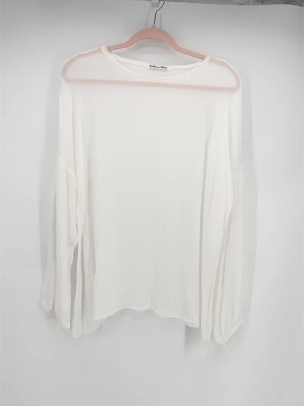 quelques choses SHEER BALLOON-SLEEVE BLOUSE - Picture 2 of 10